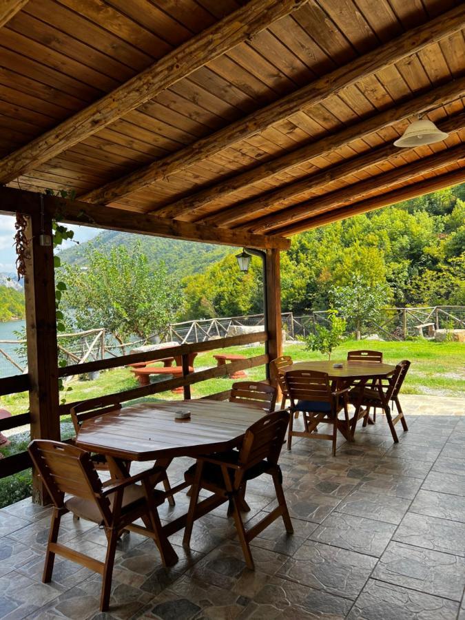 Guest House Aprripe Guri Firza Exteriér fotografie